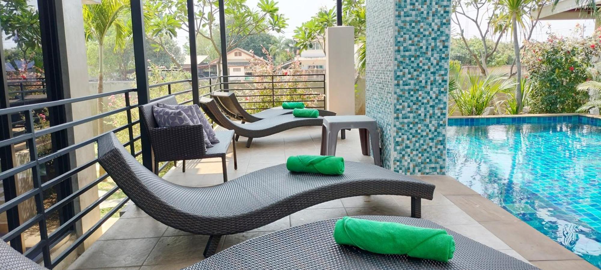 Villa Rajapruek Entire 3 Villas 7 Bedrooms Near Airport Τσιάνγκ Μάι Εξωτερικό φωτογραφία