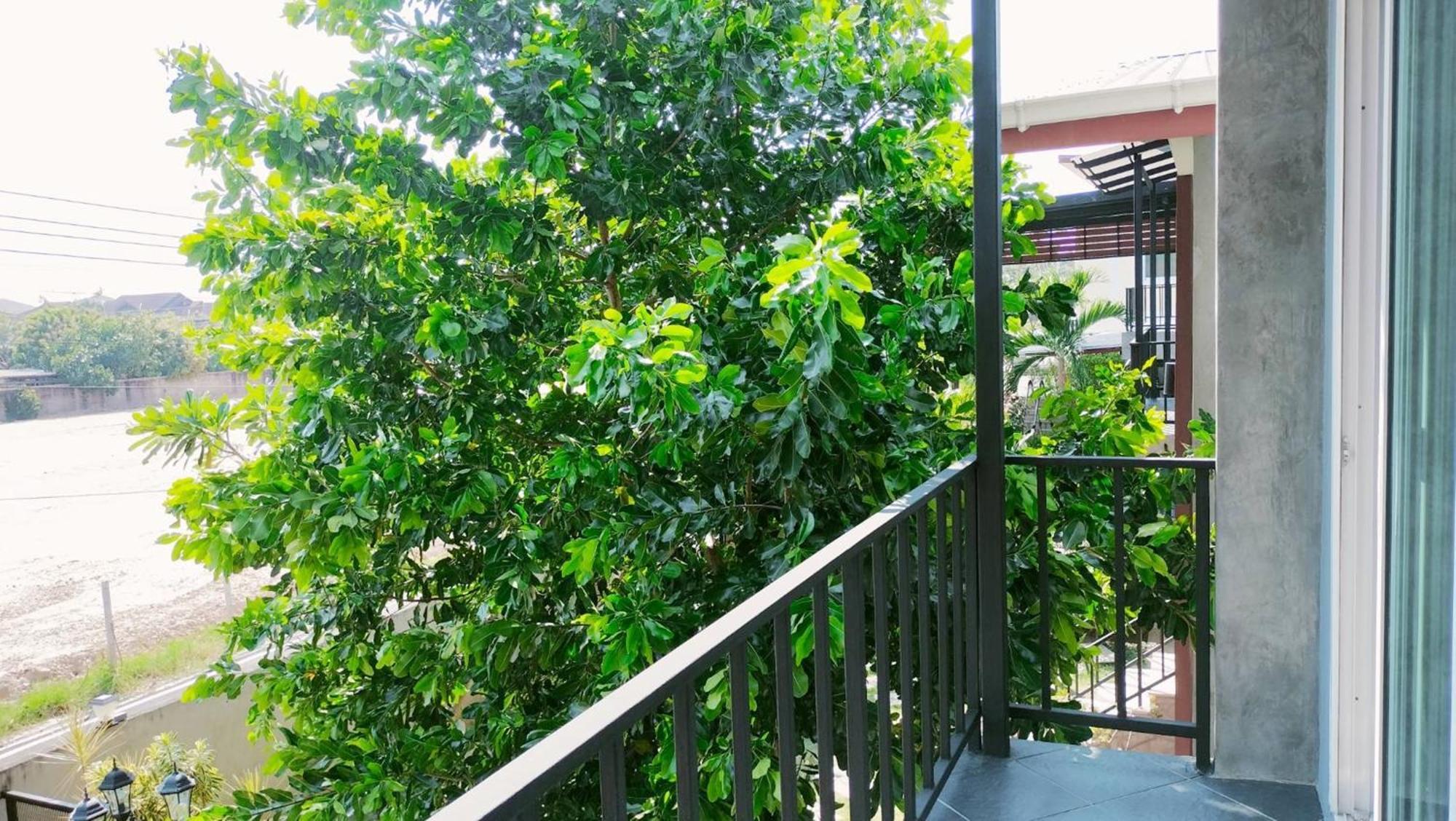 Villa Rajapruek Entire 3 Villas 7 Bedrooms Near Airport Τσιάνγκ Μάι Εξωτερικό φωτογραφία